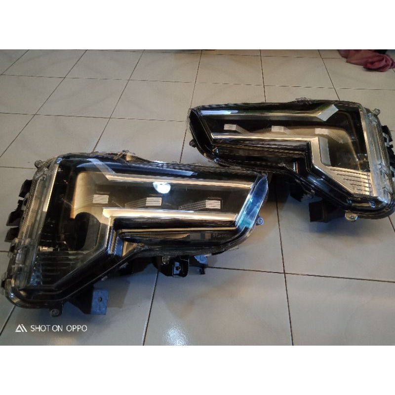 Headlamp Mitsubishi EXPANDER Th 2022 ORIGINAL