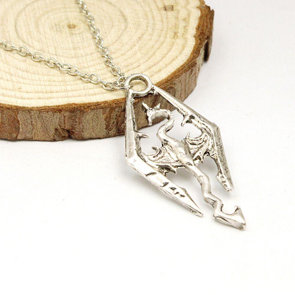 Preva Kalung Fashion Pria Rantai Charm Scrolls Skyrim