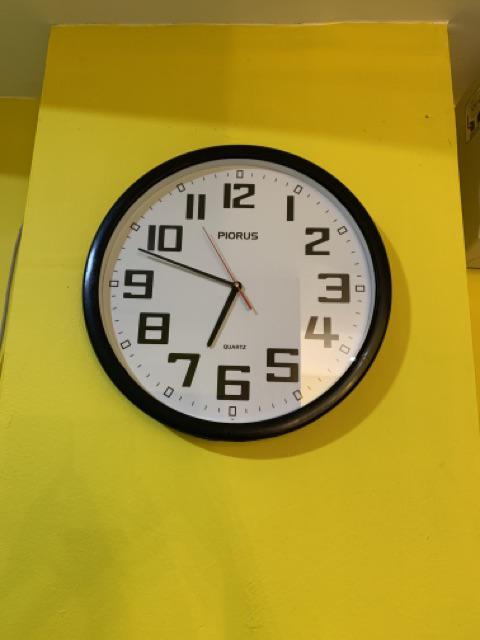 Jam Dinding Piorus - Standart Quartz (black) 40 Cm