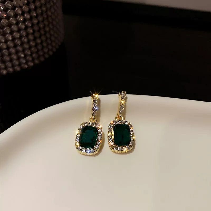 Anting Wanita Tusuk Gantung Zircon Hijau