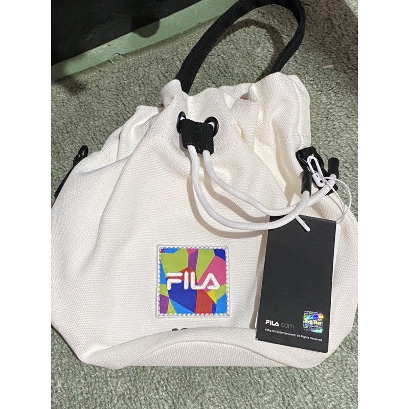 FILA X BTS Idol Bucket Bag (free gelang official fila atau poster bts official)