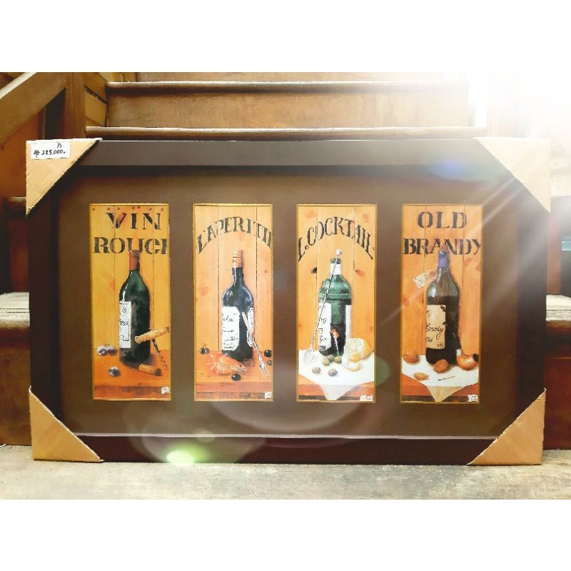 Hiasan Dinding Botol Minuman