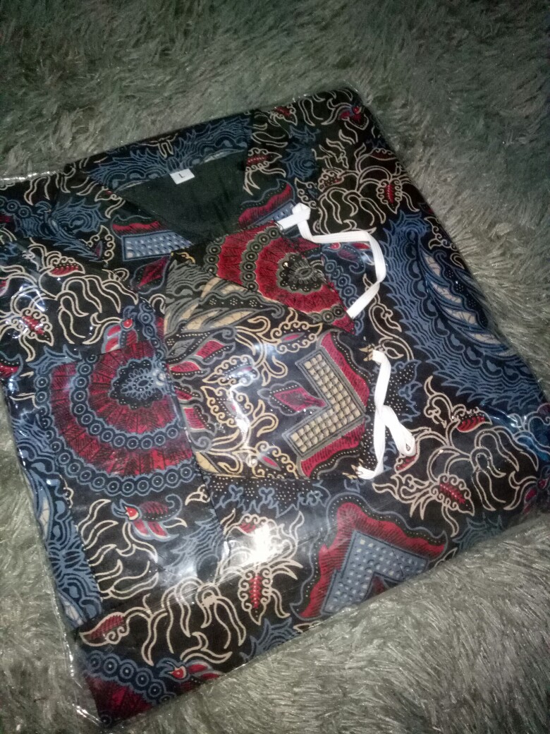 Mahkota Merah Kemeja Batik Pria Lengan Panjang Pendek Lapis Furing Baturaden