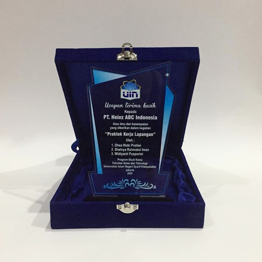 Jual (DESAIN TERMEWAH) PLAKAT AKRILIK/TROPHY MURAH BERGARANSI CEPAT