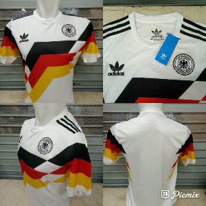 Baru  PROMO JERSEY RETRO JERMAN HOME WORLD CUP 1990 WINNER GRADE ORI Berkualitas