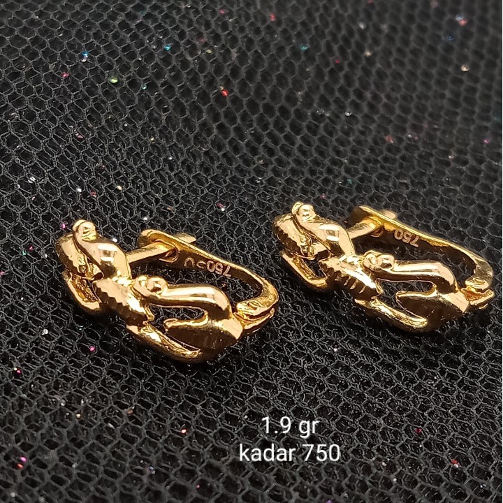 Anting Emas 17K - 1.9 gr Kadar 750 - 1142