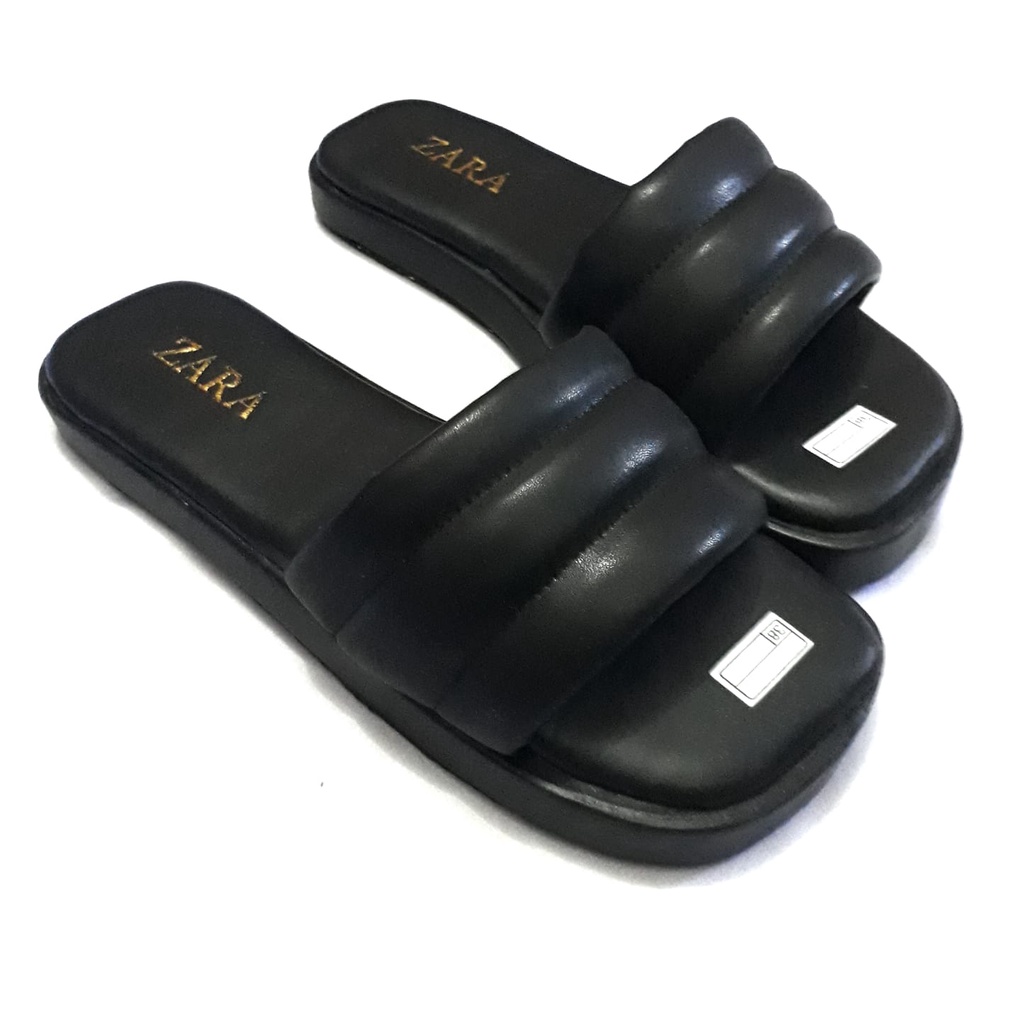 SANDAL WANITA kaYla BLACK SANDAL PLUFFY SANDAL/SENDAL