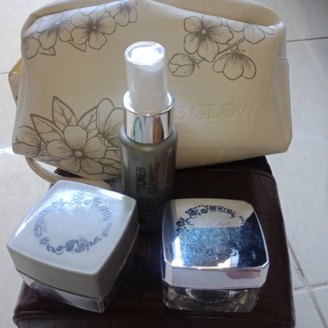 PRELOVED// MS-GLOW WHITENING