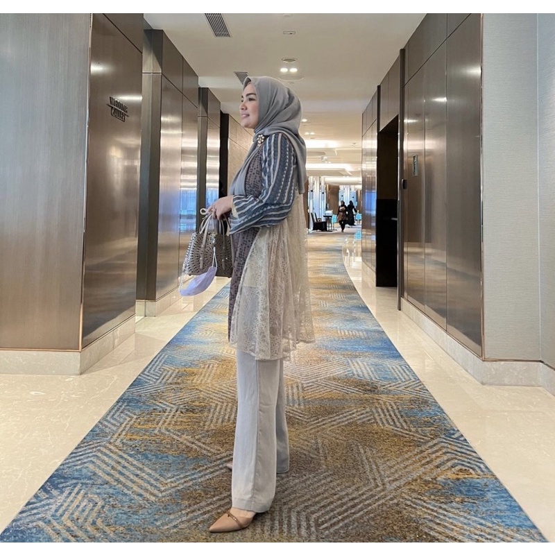 Silareh Tunic by Ria Miranda, BRUSH size S