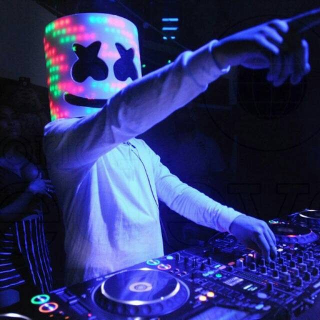 helm/topeng dj marshmello