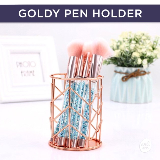 

Goldy Pen Holder