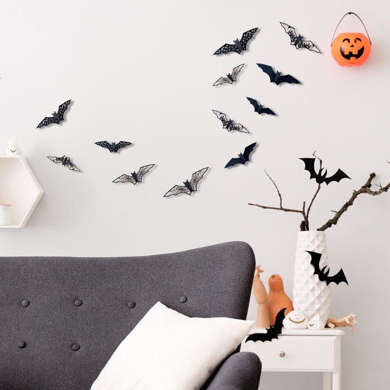 12 Pcs / Set Stiker Dinding 3D Model Kelelawar Hollow Warna Hitam Untuk Dekorasi Halloween