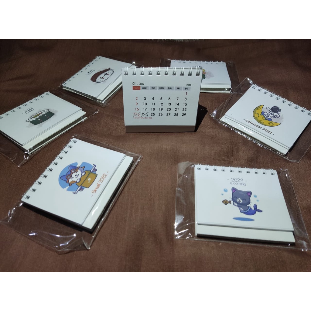 

Kalender Meja Lucu 2022 (Mini)