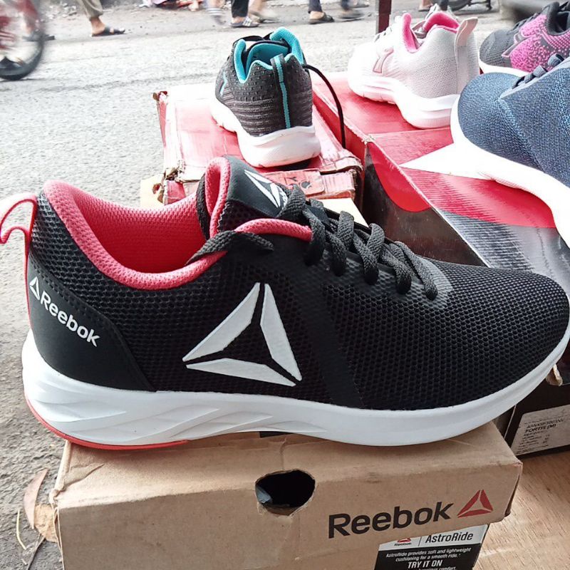 Reebok Astroride