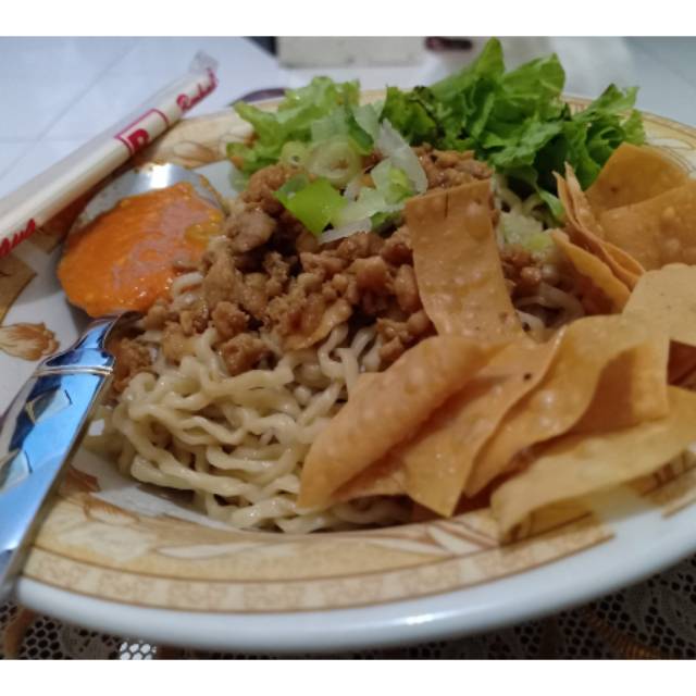 

Mie ayam super volde food