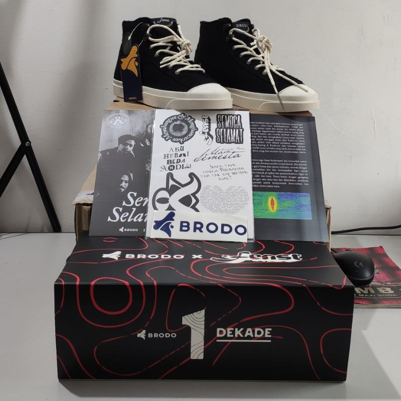 Brodo x Feast "MEMBANGUN" Collection Vantage High Black size 41 (27 cm)