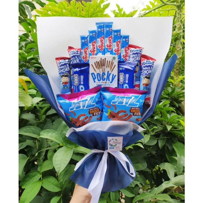 

(S) Buket snack biru cantik POCKY COOKIES AND CREAM /paket/bingkisan Snack Ulang Tahun/Ultah/ Wisuda/Kado/Hadiah