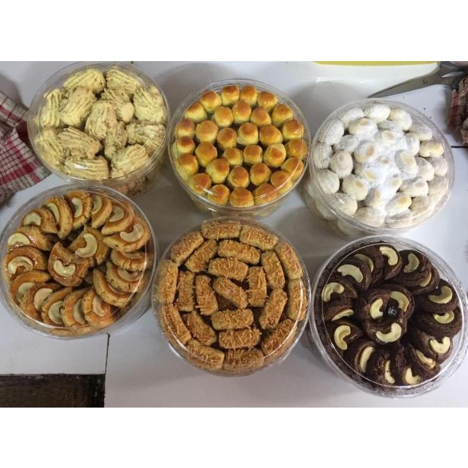 

BISA COD Kue Kering Hari Raya/Hampers Natal, Imlek, Lebaran Homemade - Sagu Keju HEMAT Kode 945