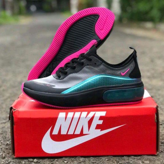 SEPATU NIKE AIR MAX DIA SE