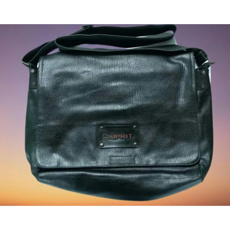 Tas Selempang Merk ESPRIT Kulit PU