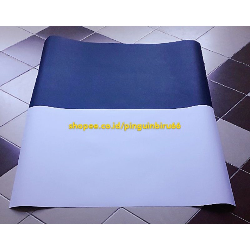 

KERTAS KARTON LINEN super black / white uk PLANO 108 x 79 cm . 270 gr.