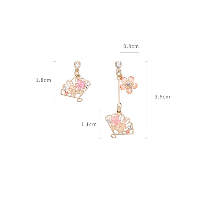 LRC Anting Tusuk Fashion Fan 925 Silver Needle Rhinestone Flower Fan Asymmetrical Earrings D09714