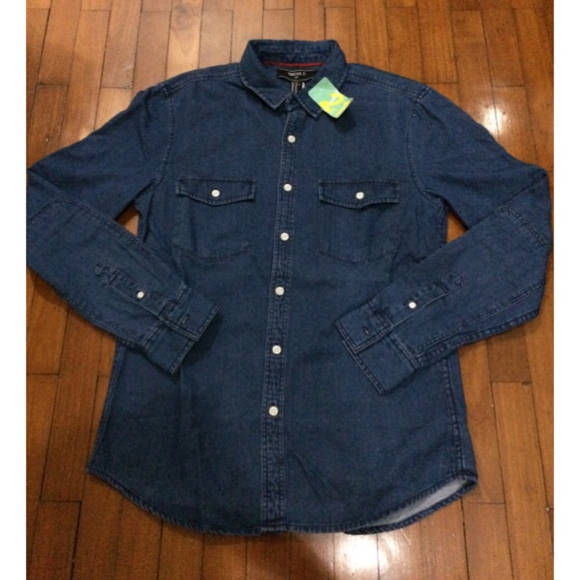 Kemeja denim merk FOREVER 21 Men. Original. Size XS. Baru dan Lengkap Dengan Tag