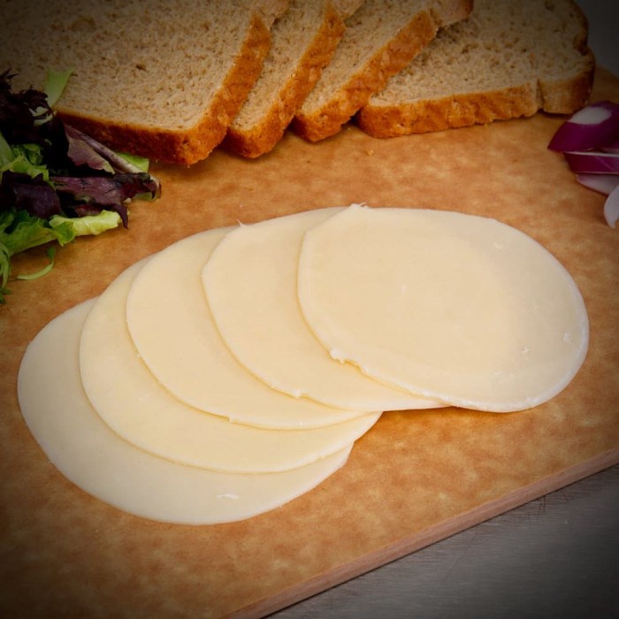 

Keju- Cheese Provolone Sliced 100% Fresh Milk / Keju Provolone Diiris 100Gr -Keju.