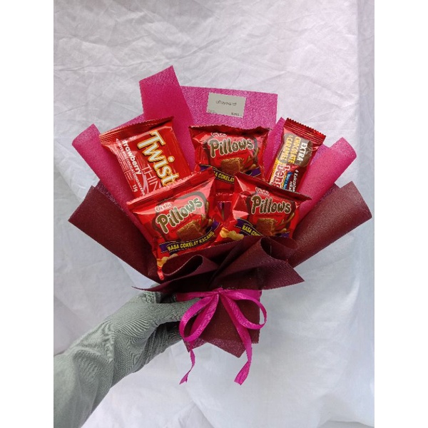 Bucket Snack merah buket Snack buket jajan hadiah hampers