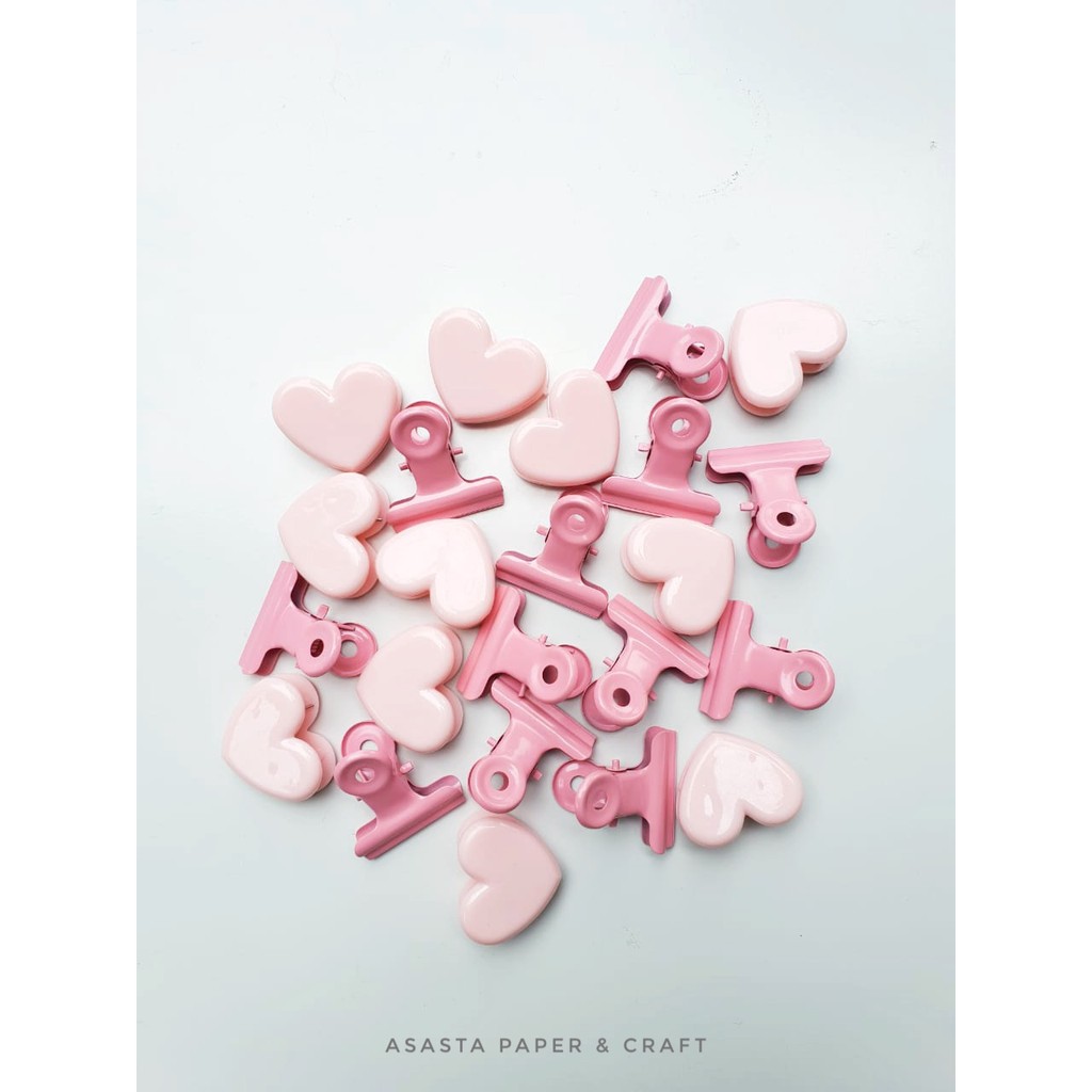 

Pink Paper Clip