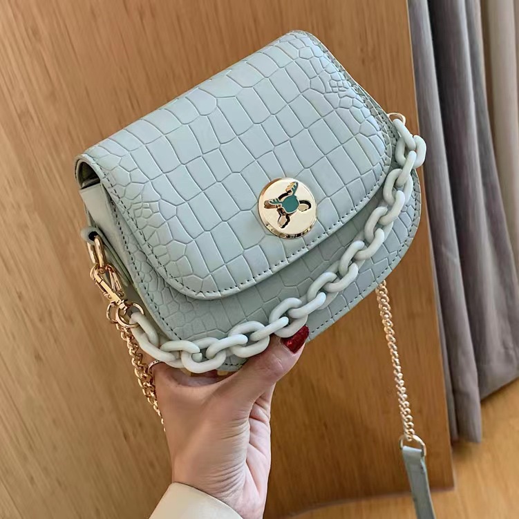 Tas Wanita Import - Tas Selempang Croco Rantai Half Moon Korean Style