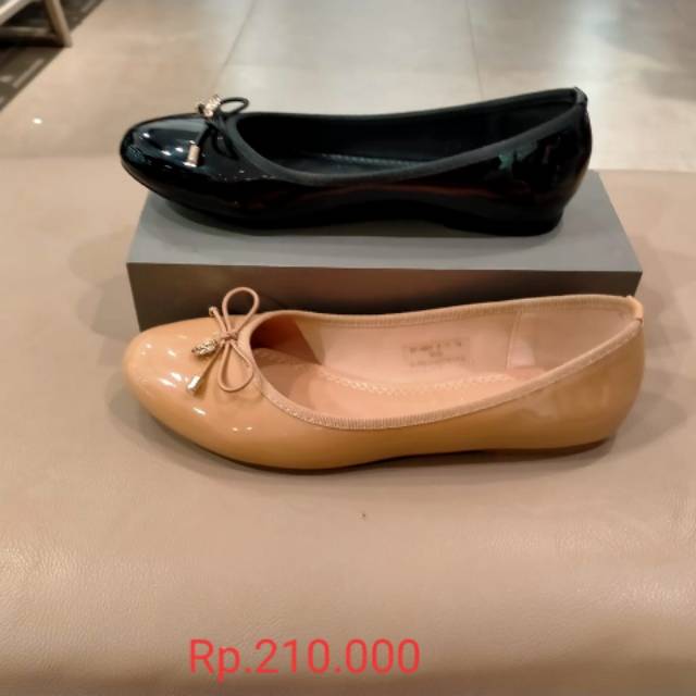 Bata flat shoes