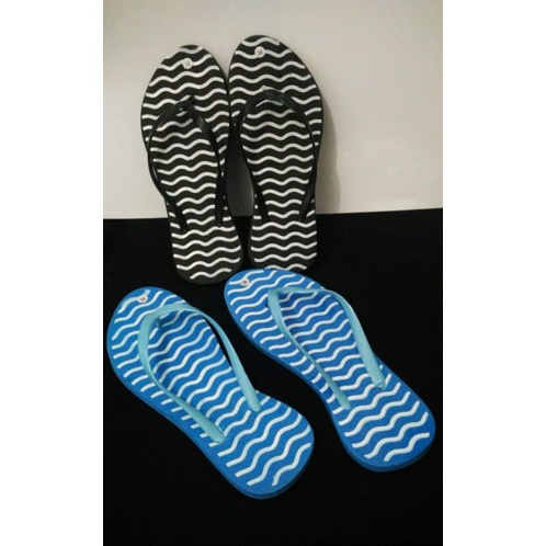 SANDAL JEPIT WANITA MOTIF GARIS