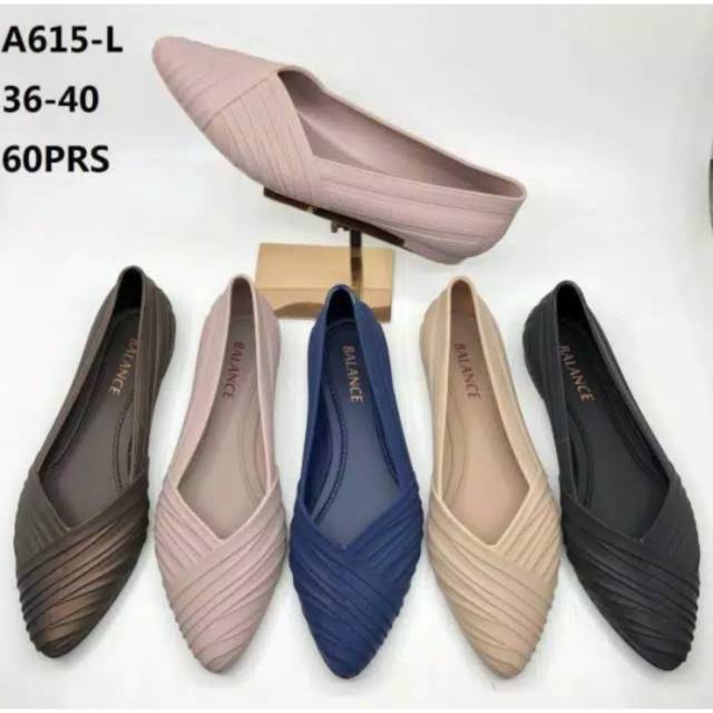 Sepatu Flat Jelly Wanita Salur karis 615 | Shopee Indonesia