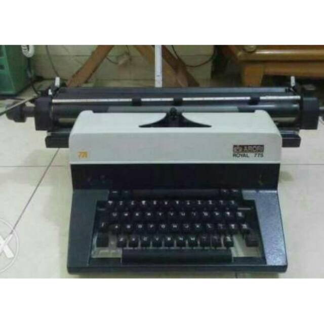 MESIN KETIK/TIK ROYAL TA 775 MANUAL 18&quot; inch KERTAS A3, FOLIO