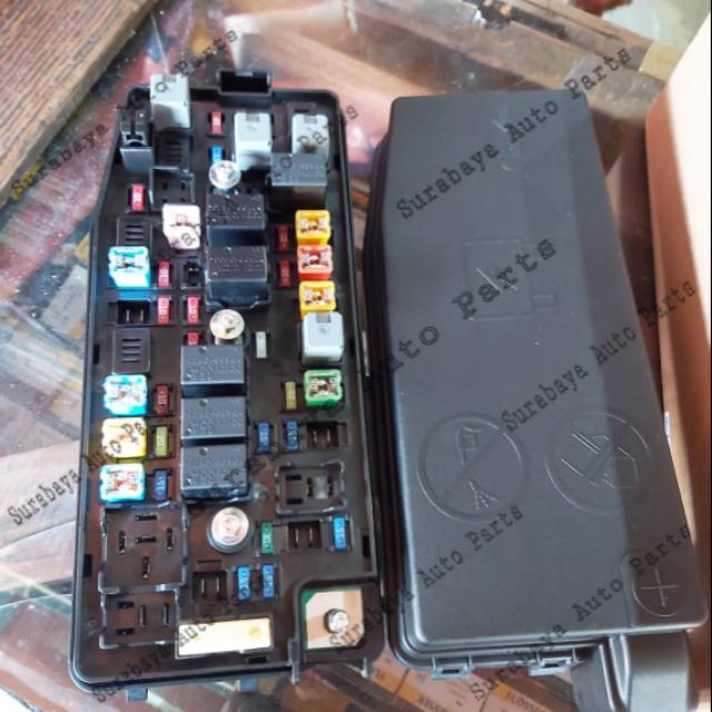 Box Sekring Sikring Chevrolet Captiva Diesel FL C140 Facelift Fuse Box Captiva