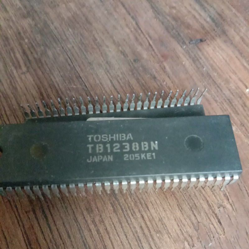 TB1238BN ic tv crt