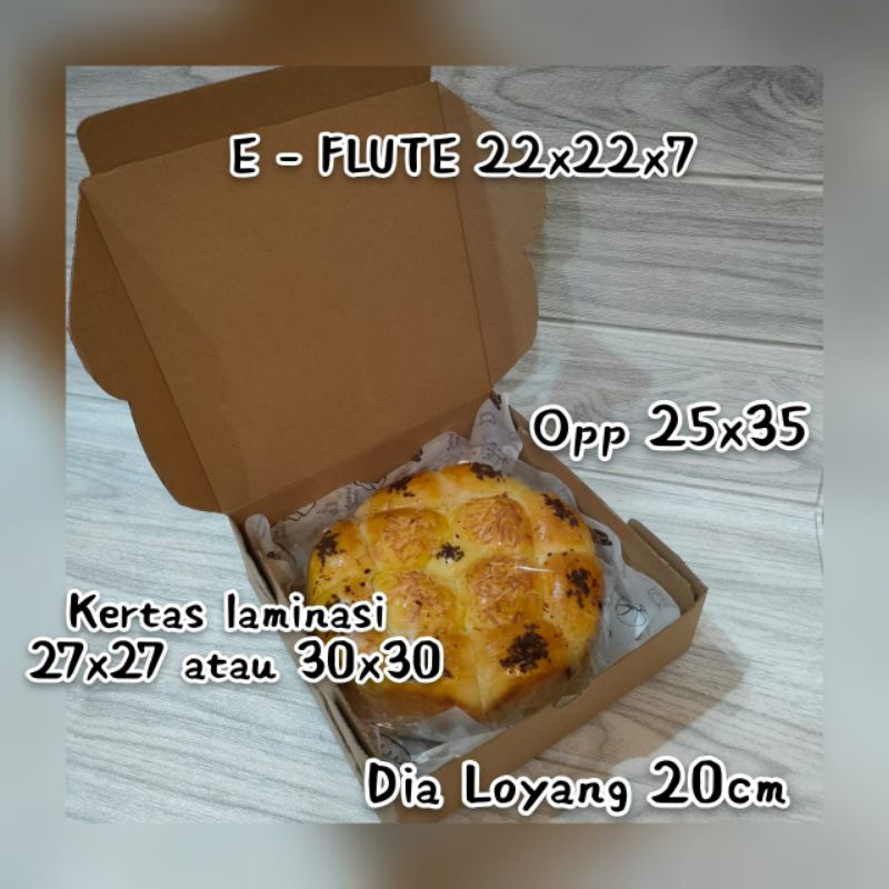 

[ 12 PCS ] BOX E ~ FLUTE uk 22 x 22 x 7 cm hampers brown ~ FOOD GRADE