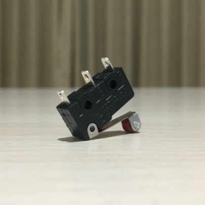 MICRO SWITCH LIMIT MINI 5A 125-250 VOLT PLAT RODA