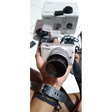 Kamera Canon M10