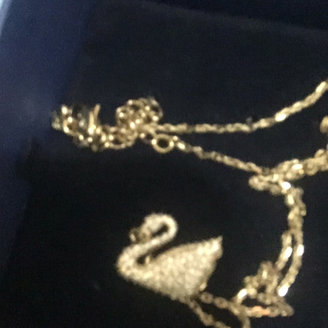 Kalung Emas Angsa