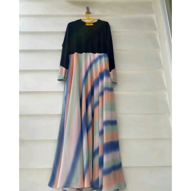 Vior Dress