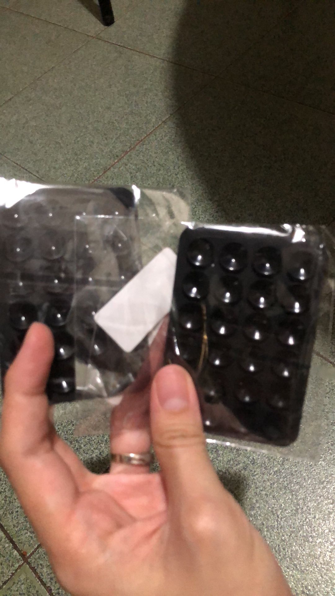 Mobile Phone Wall-mounted Square Self-adhesive Sucker Silicone Suction Cups In The Car Home Storage Rack