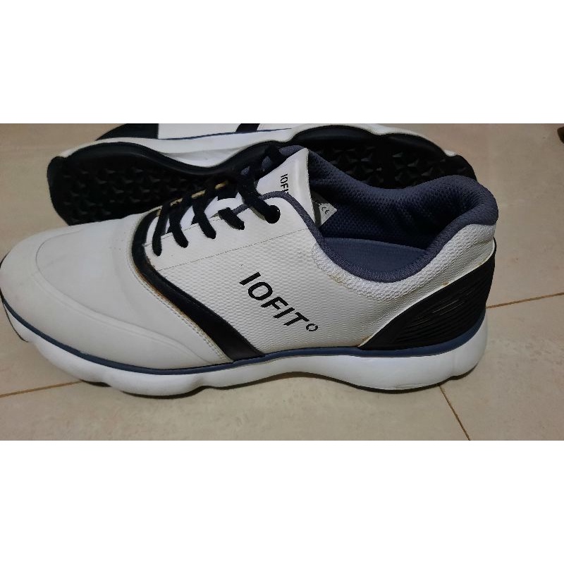 Sepatu Golf IOFIT / Nyaman, Murah