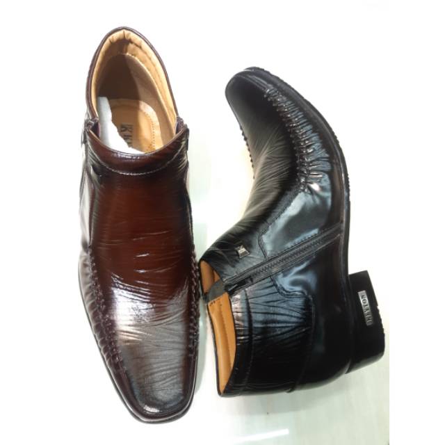 Sepatu Formal Keyton BFT 827