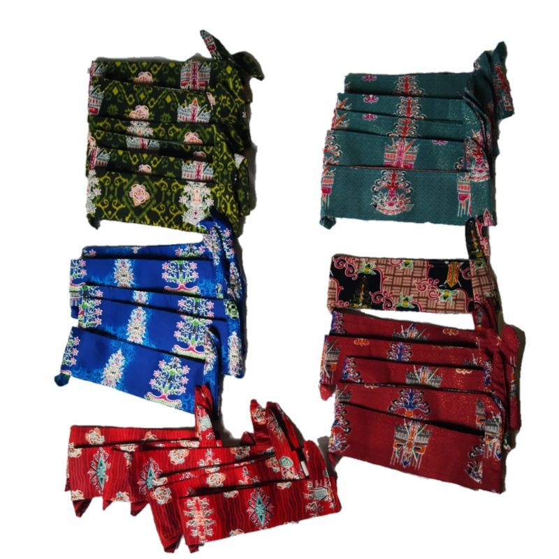 Lawung Kain Etnik Dayak Kalimantan