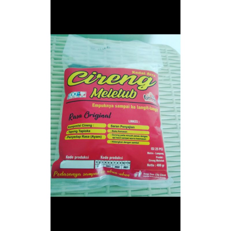 

Cireng meletub bumbu rujak