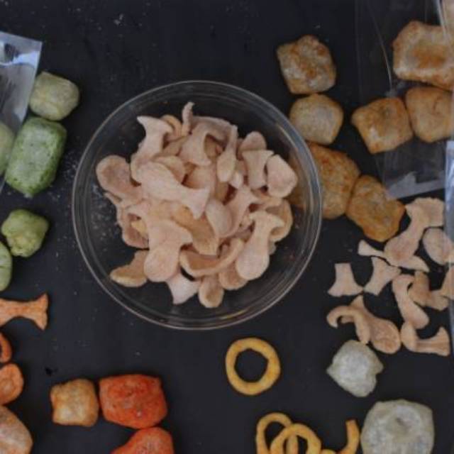 [RECOMMENDED] KERUPUK TARO AYAM BAWANG DAN SAPI PANGGANG 140 GRAM