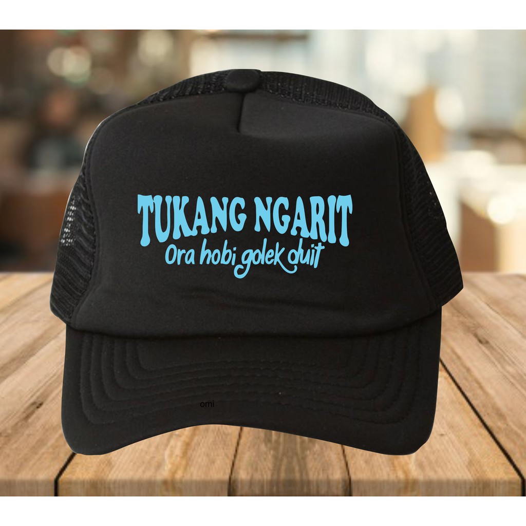 Topi Tukang Ngarit