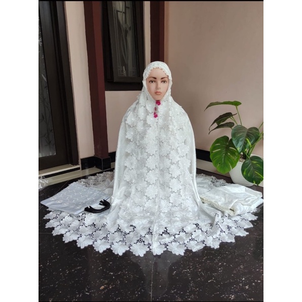 Mukena cania 2 putih kd full swarovski  (COD)